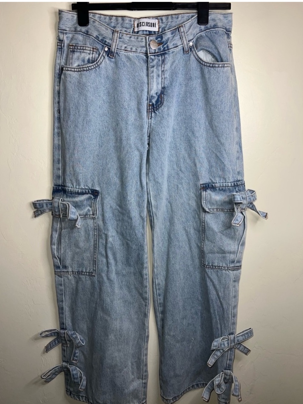 NWOT DISCLOSURE Wide-Leg Jeans with Super Cute Bow 🎀 Details! 9/29